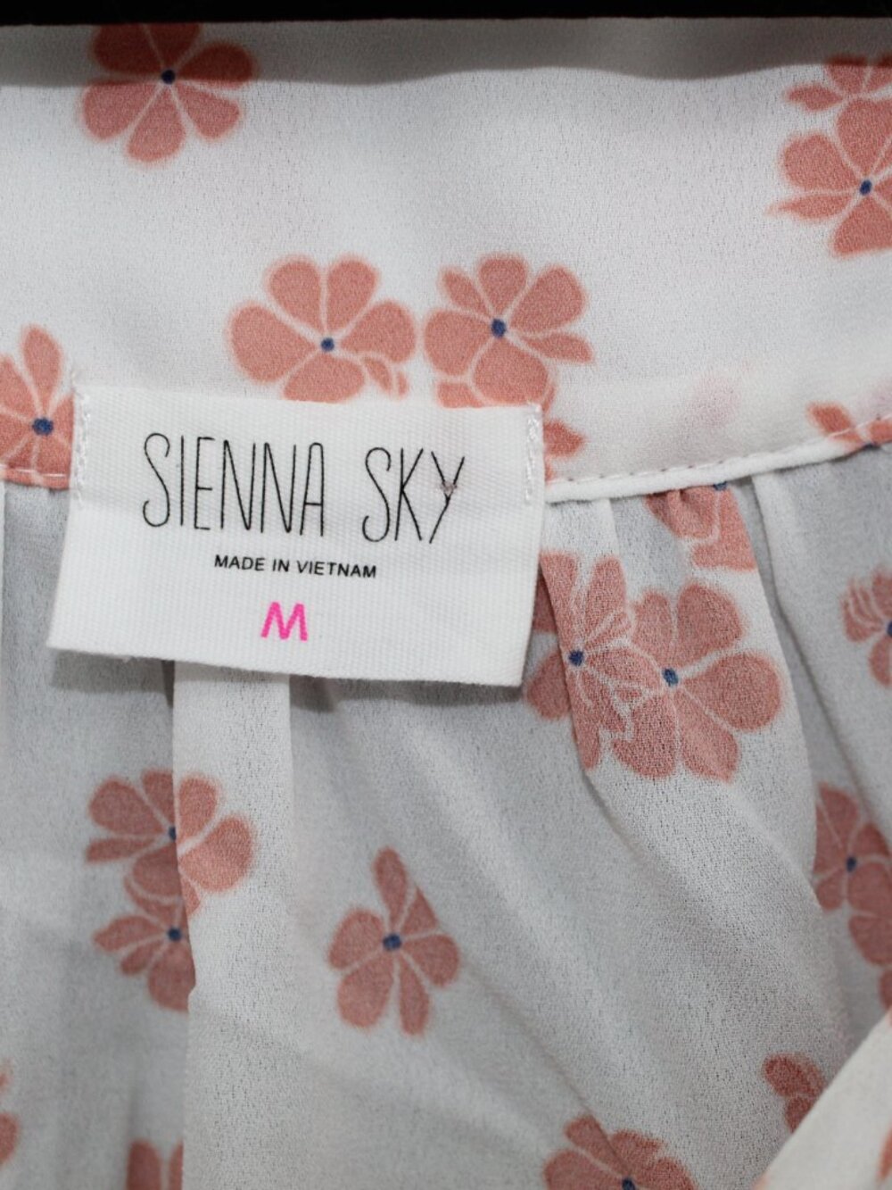 White Pink Floral Top Sienna Sky Square neck Puffed Sleeve Boho Cottagecore Med - Picture 6 of 6